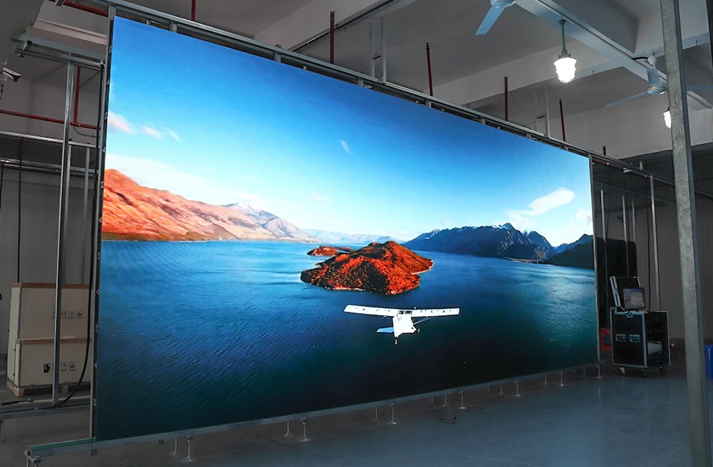 Pantalla LED de gran formato para interior